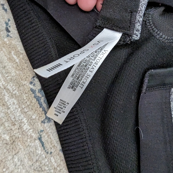 Victoria's Secret Sports Bras - Picture 4 of 7